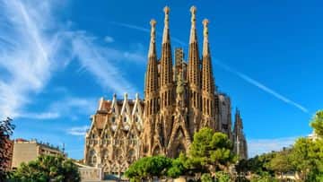 Tour privado de Barcelona en un día: Sagrada Familia, Park Güell & Barrio Gotico. Excursion de un dia. - In out Barcelona Tours