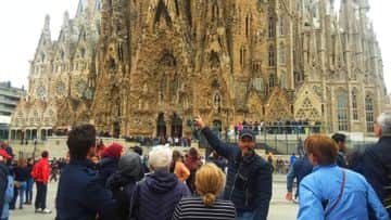 Visita Panoramica a Barcelona y la Sagrada Familia - In out Barcelona Tours