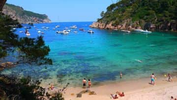 Costa Brava and Medieval Girona Small Group day Tour from Barcelona - In out Barcelona Tours