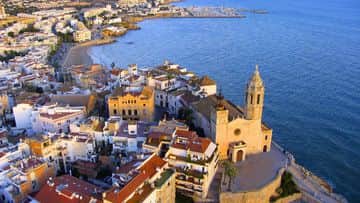 Roman Tarragona and Sitges Fishing Village Small Group Day Tour - In out Barcelona Tours