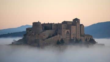 Salt Mountain Cultural park and Medieval Cardona Castle Private Day Tour - In out Barcelona Tours